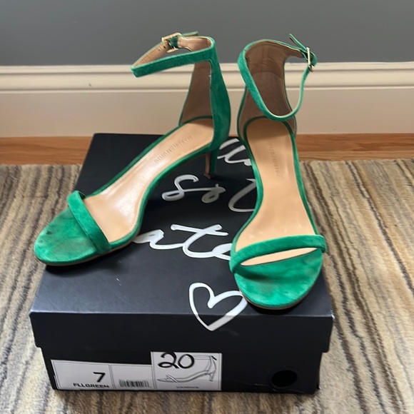 Banana Republic Shoes - Banana Republic kitten heel suede sandal green